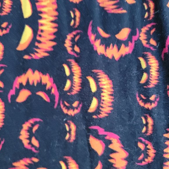 LuLaRoe Black and Orange Halloween Jack-O-Lantern Buttery Soft Leggings One Size - Picture 9 of 16
